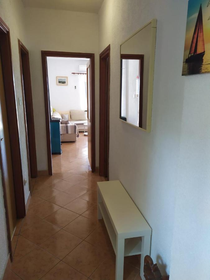 Veldić Apartments Tisno Buitenkant foto