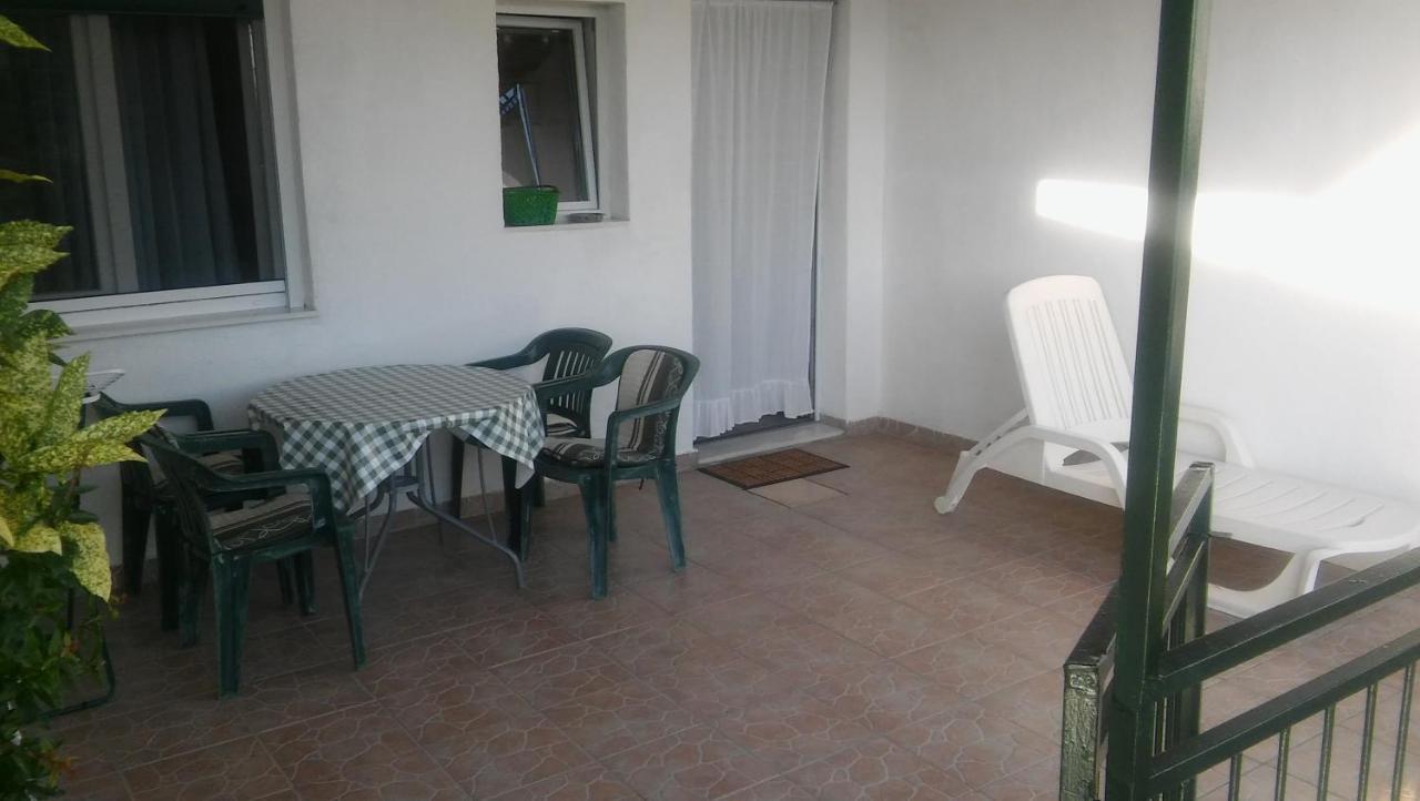Veldić Apartments Tisno Buitenkant foto