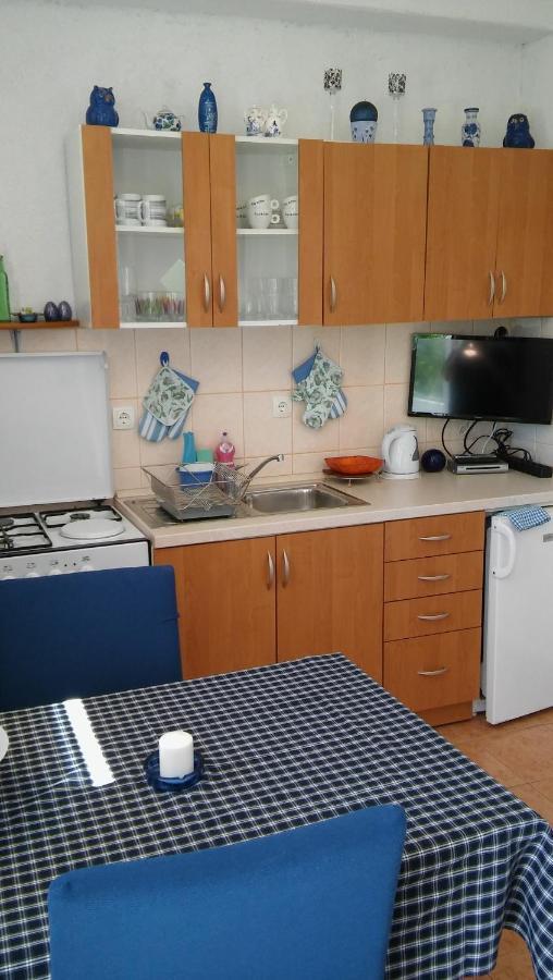 Veldić Apartments Tisno Buitenkant foto