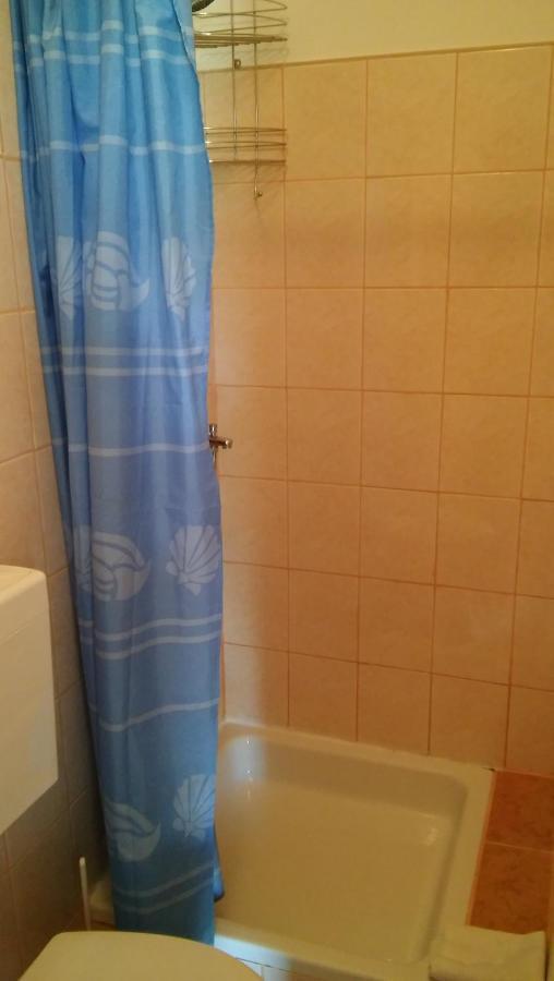 Veldić Apartments Tisno Buitenkant foto