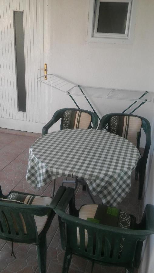 Veldić Apartments Tisno Buitenkant foto