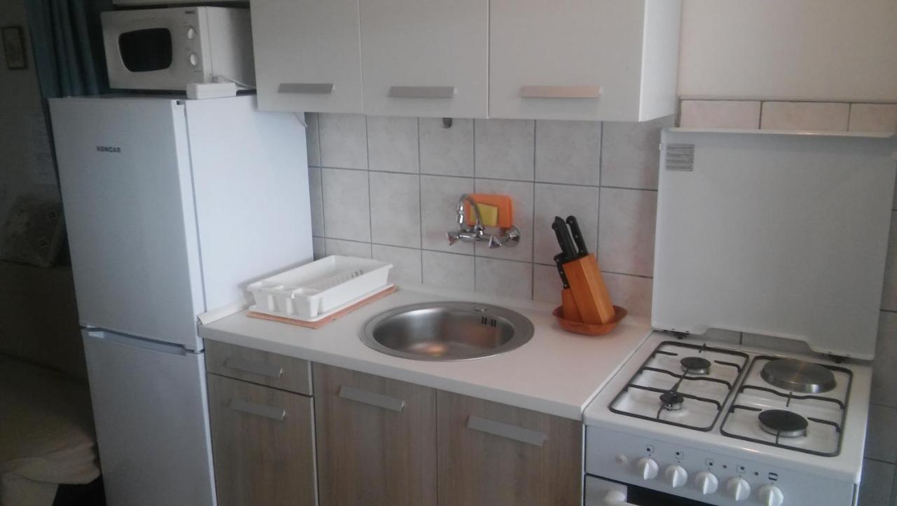 Veldić Apartments Tisno Buitenkant foto