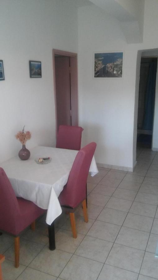 Veldić Apartments Tisno Buitenkant foto