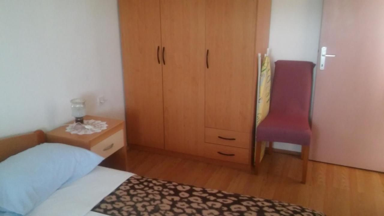 Veldić Apartments Tisno Buitenkant foto