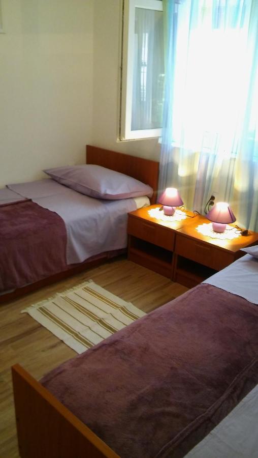 Veldić Apartments Tisno Buitenkant foto