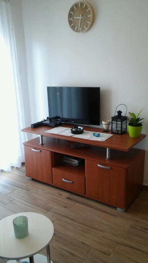 Veldić Apartments Tisno Buitenkant foto